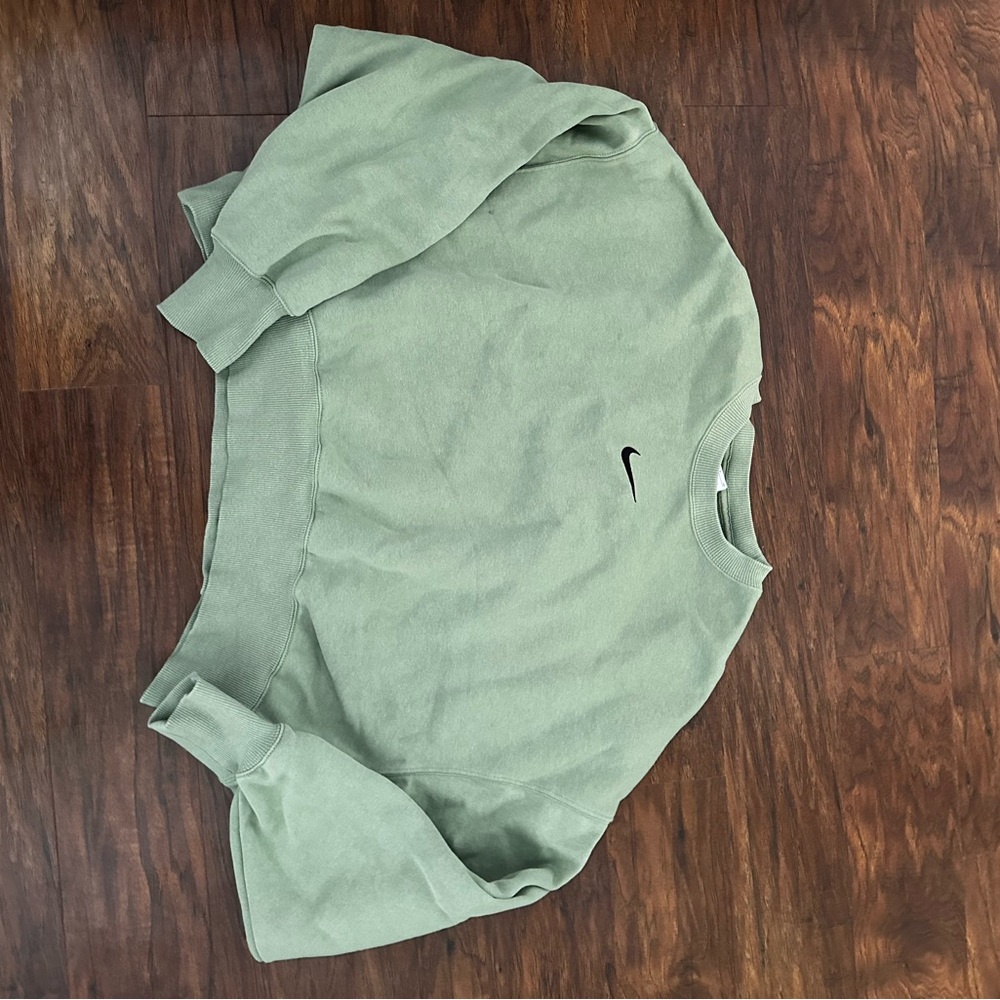 Nike Mint Green Crewneck Sweatshirt